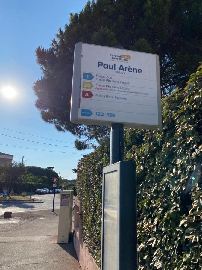 Chez Virginie : Appartement Lumineux Au Calme. Fréjus المظهر الخارجي الصورة