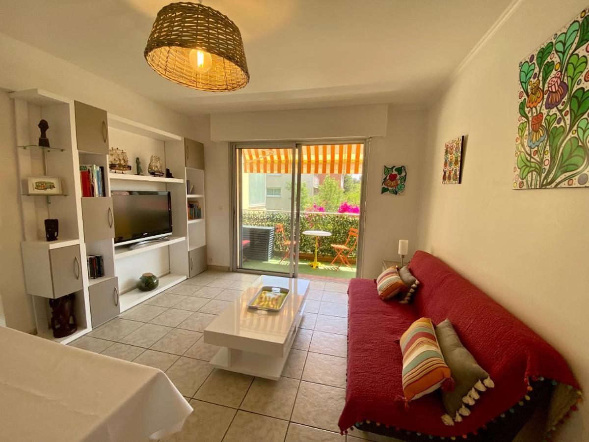 Chez Virginie : Appartement Lumineux Au Calme. Fréjus المظهر الخارجي الصورة