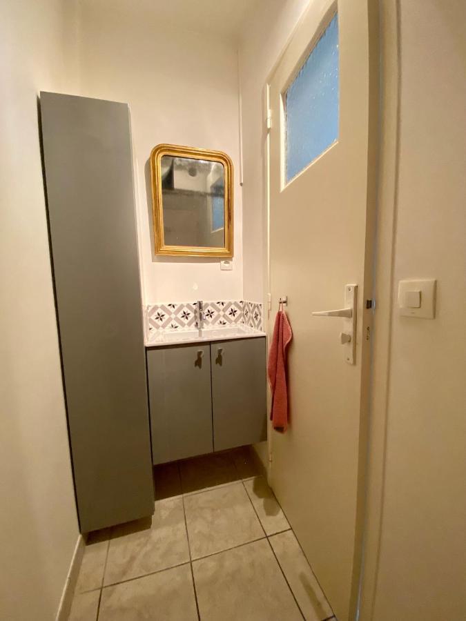 Chez Virginie : Appartement Lumineux Au Calme. Fréjus المظهر الخارجي الصورة